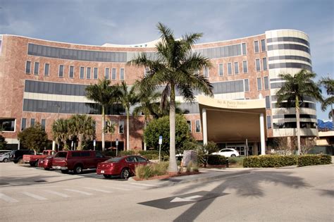 Nch hospital naples fl - Naples, FL., March 21, 2024 – NCH Rooney Heart Institute announces a groundbreaking procedure for patients with valvular heart disease. …